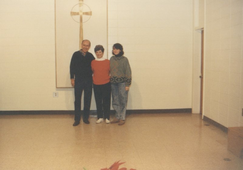 holderreuniondonnasandraraymond2.jpg